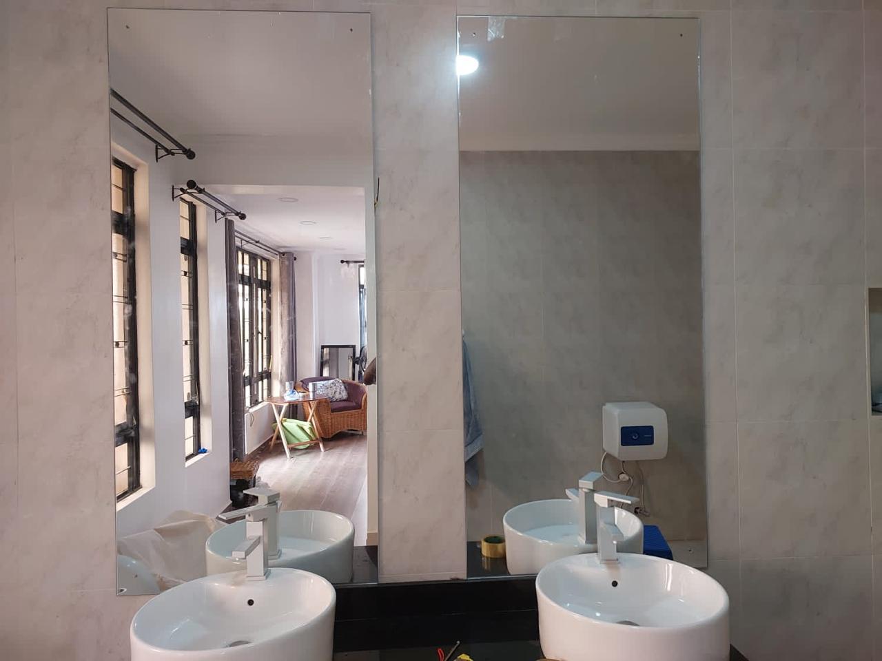 5 BEDROOM ALL ENSUITE VILLA