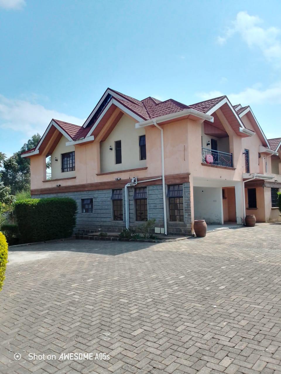 5 BEDROOM HOUSE